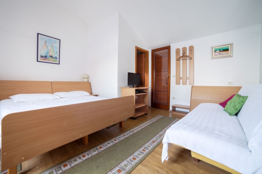 Studio bedroom view 3