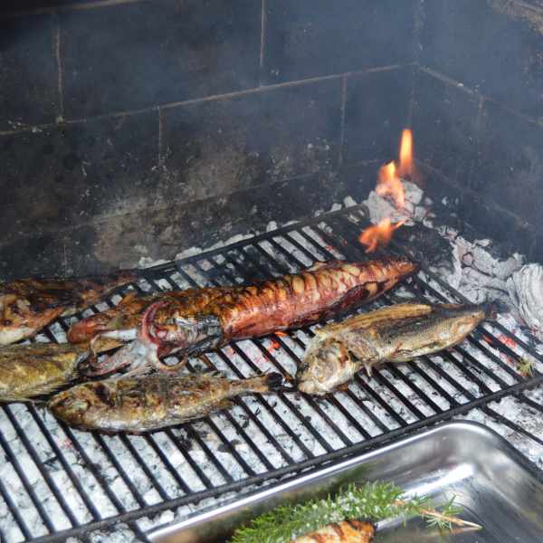 Meri bereitet traditionelle dalmatinische Gerichte zu